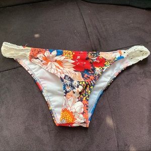 Roxy floral bikini bottoms
